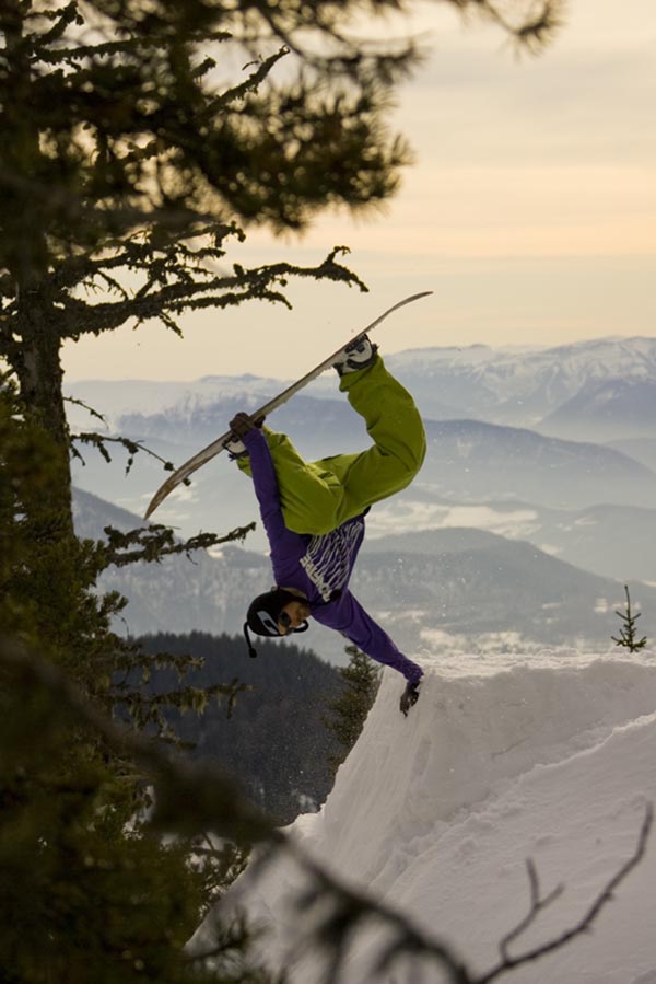 Gabriel Bessy en handplant à Chamrousse, coach de frestyle diplômé