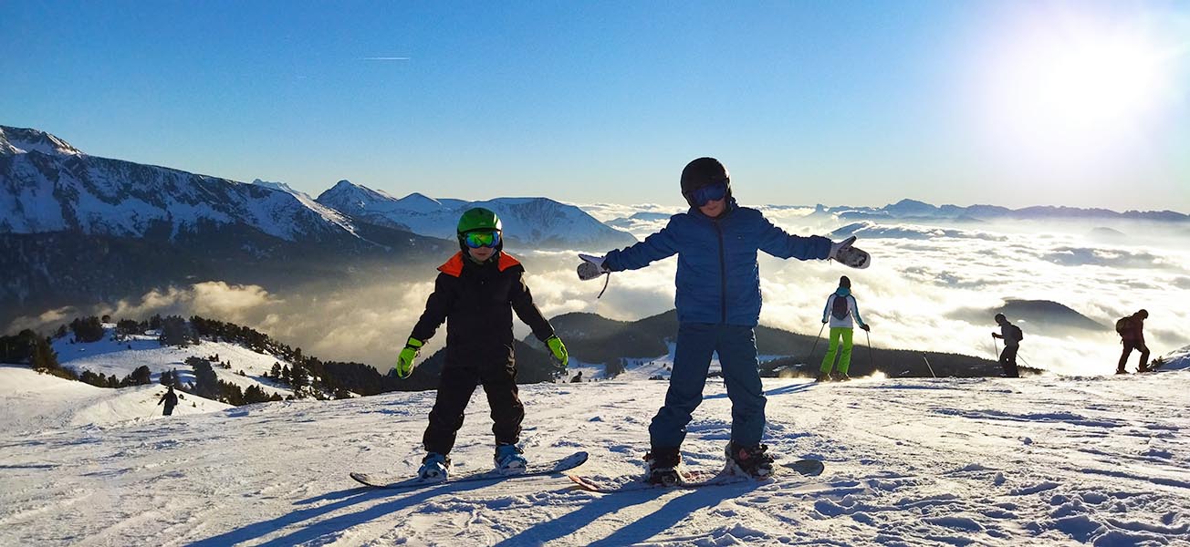 Fun et bonne humeur pour la découverte de la glisse dès 3 ans, pour les petits enfants